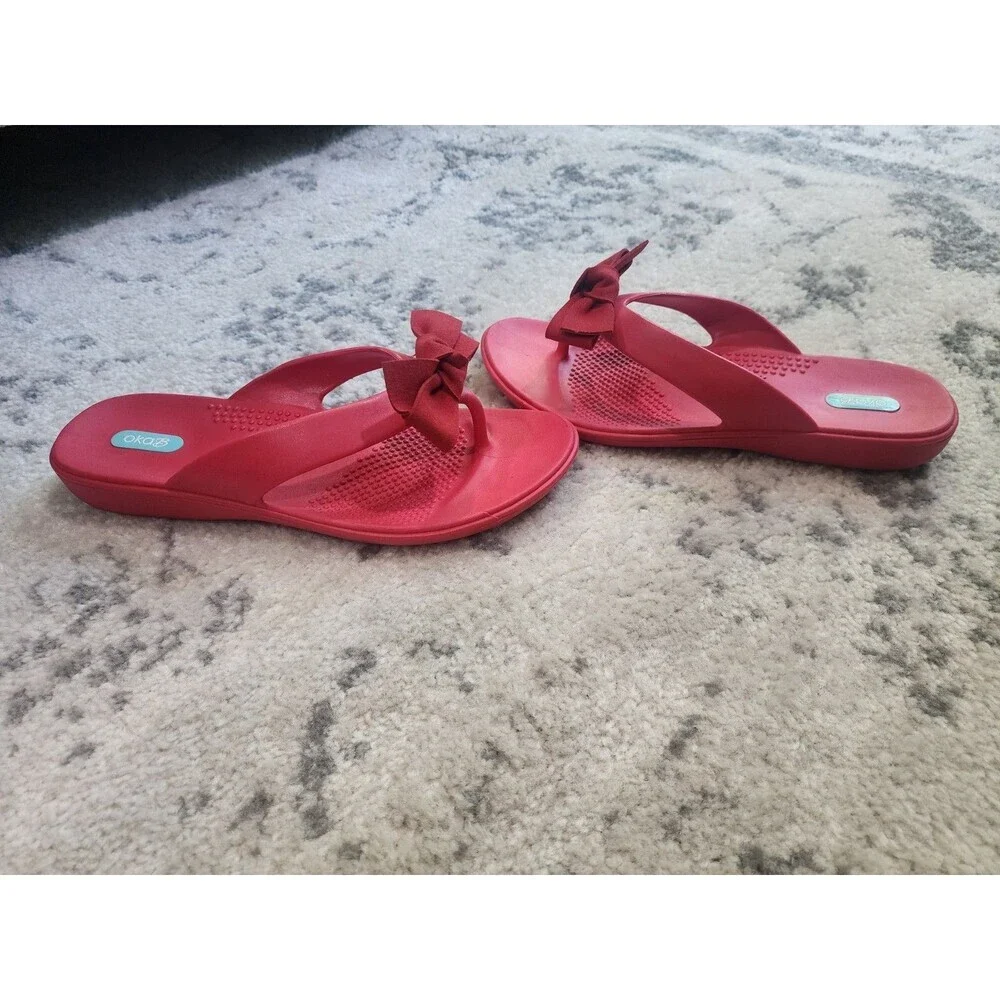 Oka B Rubber Thongs women's size L Color Cranberry Red comfort flip flops Bow